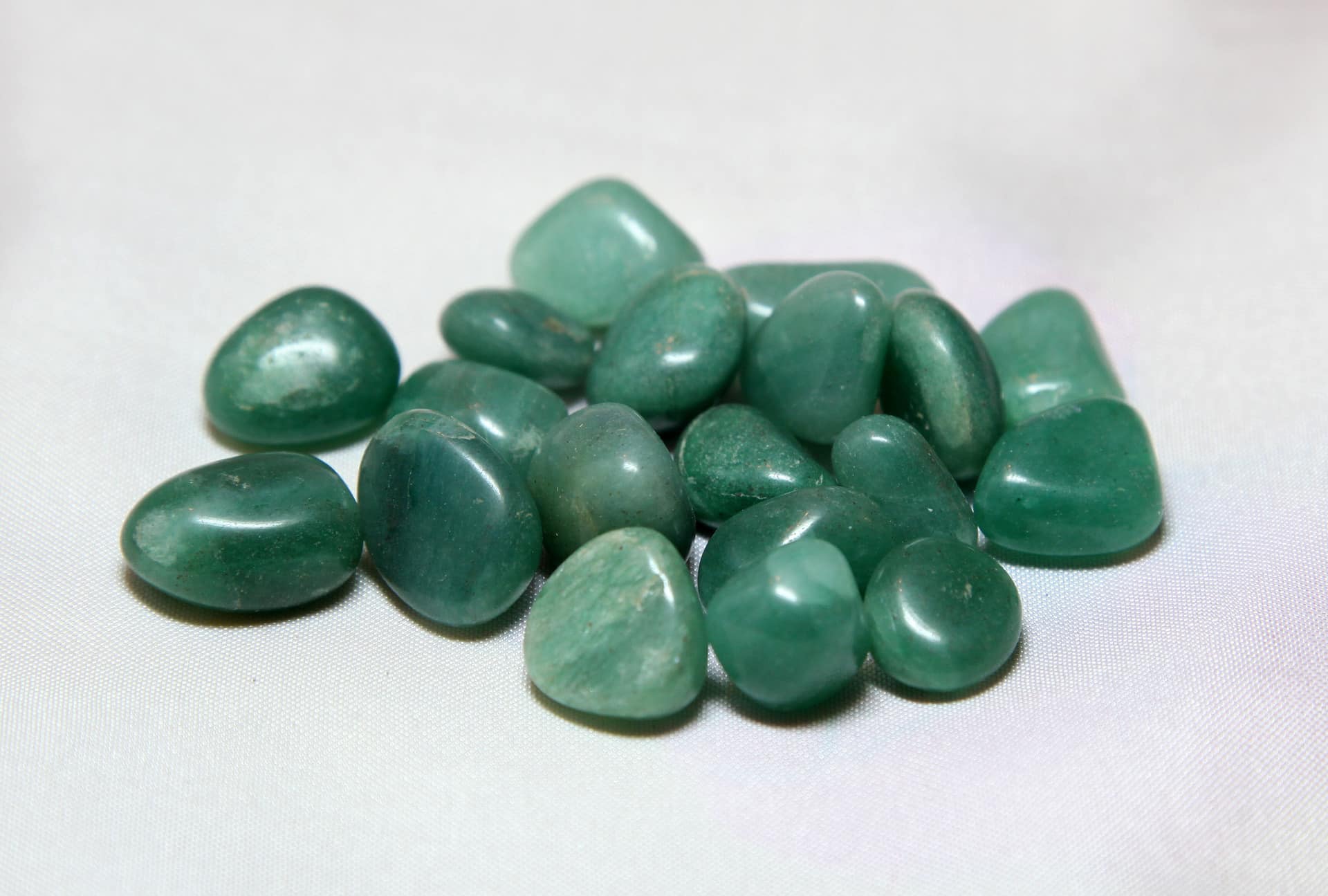 Nice Pierre De Lave Proprietes #3: Pierres-pierre-semi-precieuse-aventurine-v-7526229-img-0314-copie-37f0-d0e0e_big.jpg Nice Pierre De Lave Proprietes #3: Pierres-pierre-semi-precieuse-aventurine-v-7526229-img-0314-copie-37f0-d0e0e_big.jpg