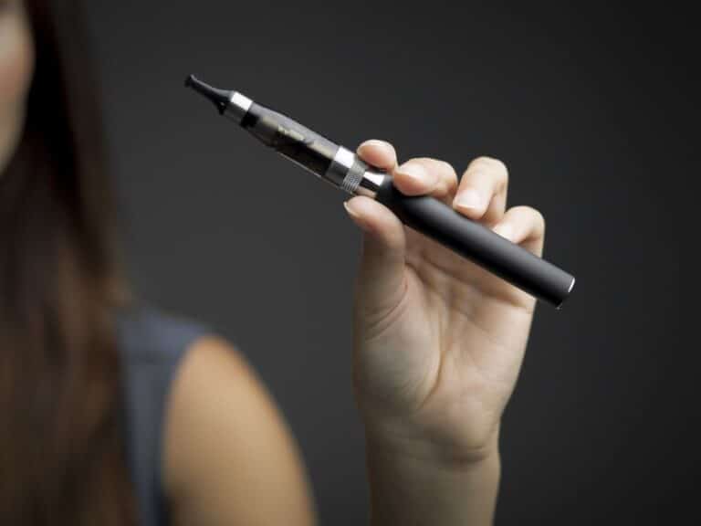 comment-allumer-une-cigarette-sans-briquet-communaut-mcms