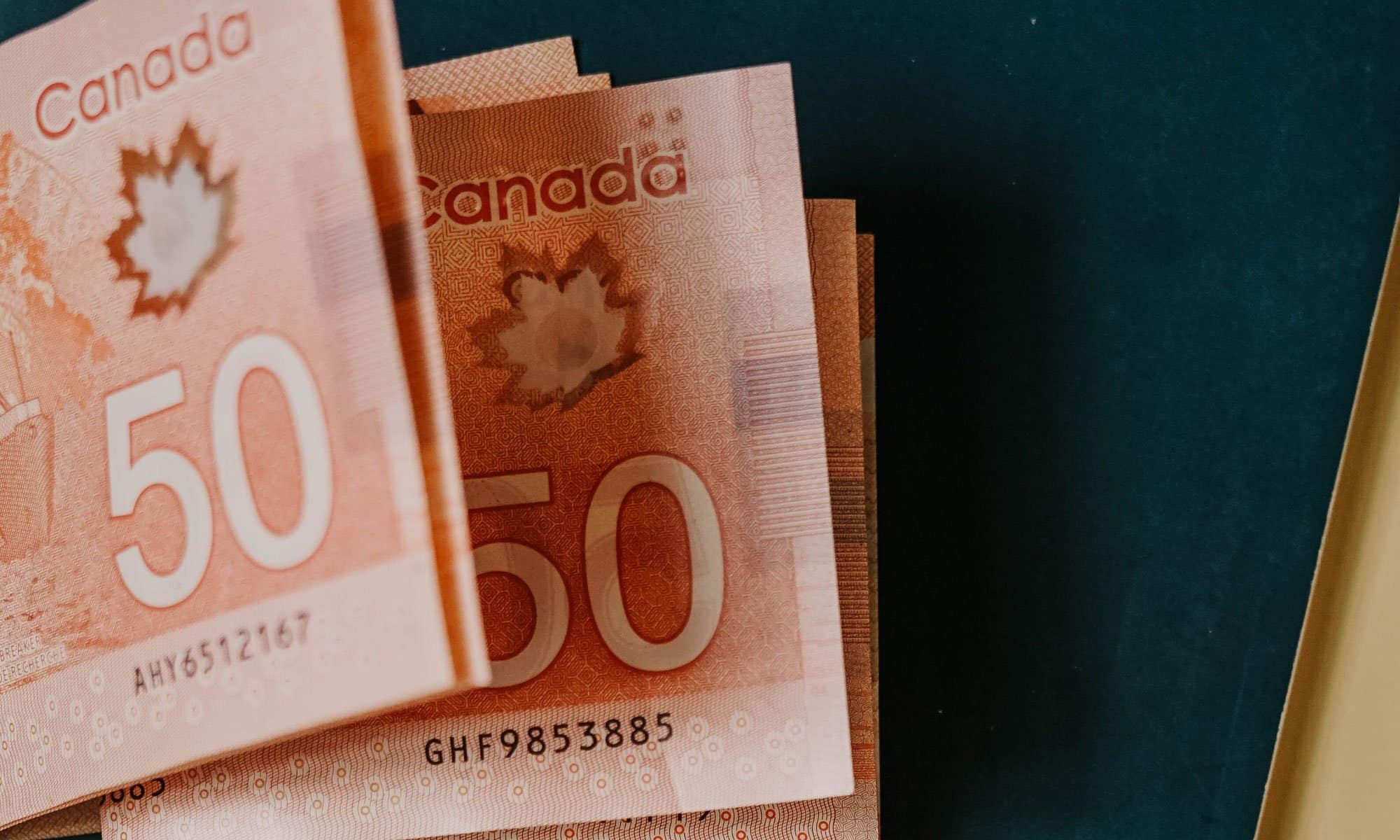 Quel est le revenu minimum imposable au Canada ? Echo 