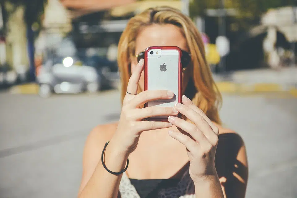 Technologie: la guerre des smartphones!
