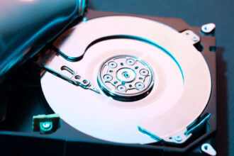 Le match des disques de stockage : classique vs SSD et SSD NVMe