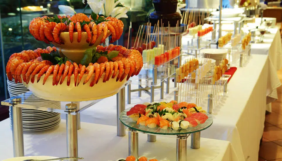 Réception: les avantages du buffet