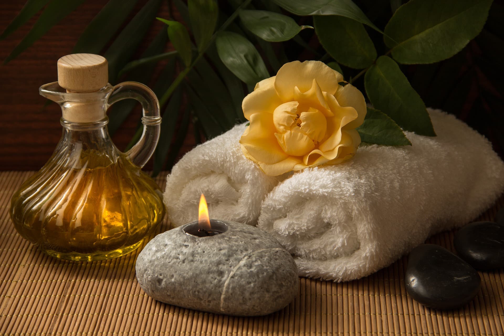 Massage californien ou ayurvédique ? - Echo Web